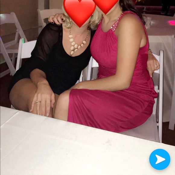 Dress - Picture 4 of 6